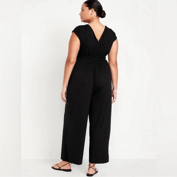 NWOT! Old Navy Black Waist-Defined Wide-Leg Jumpsuit - Multiple Sizes - Picture 7 of 9